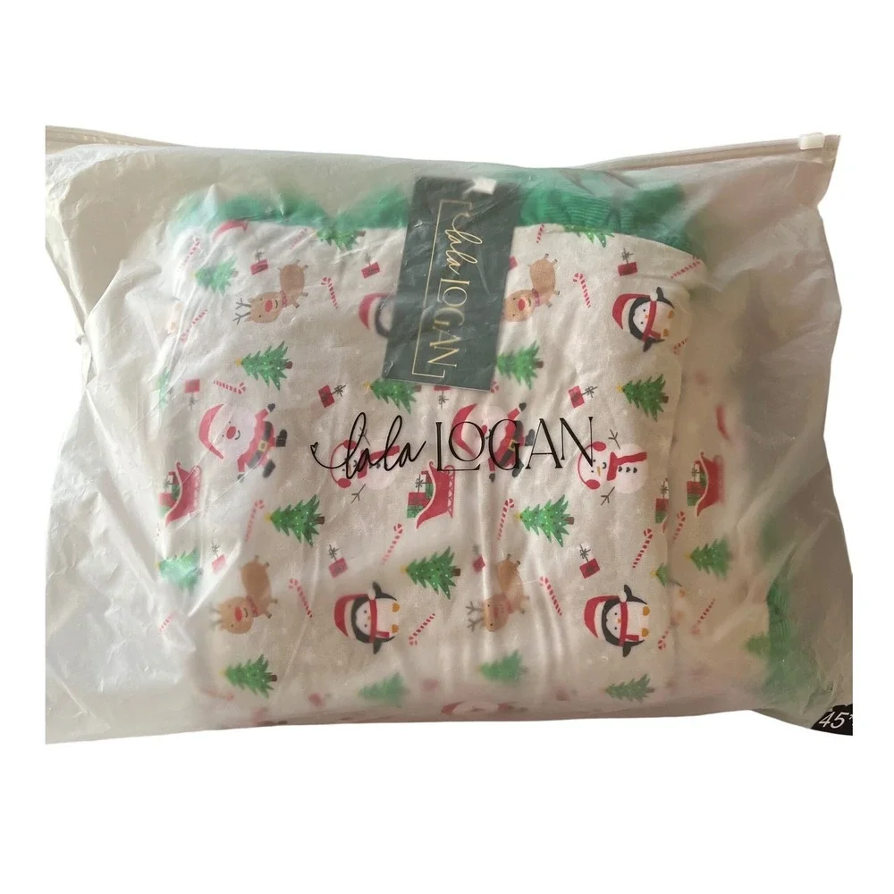Lala Logan Christmas Throw Santa Bamboo & Plush Blankie with‎ Ruffle 45